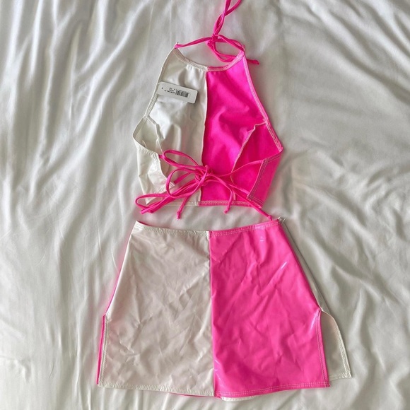 Dollskill comin through skirt set. - Picture 2 of 2